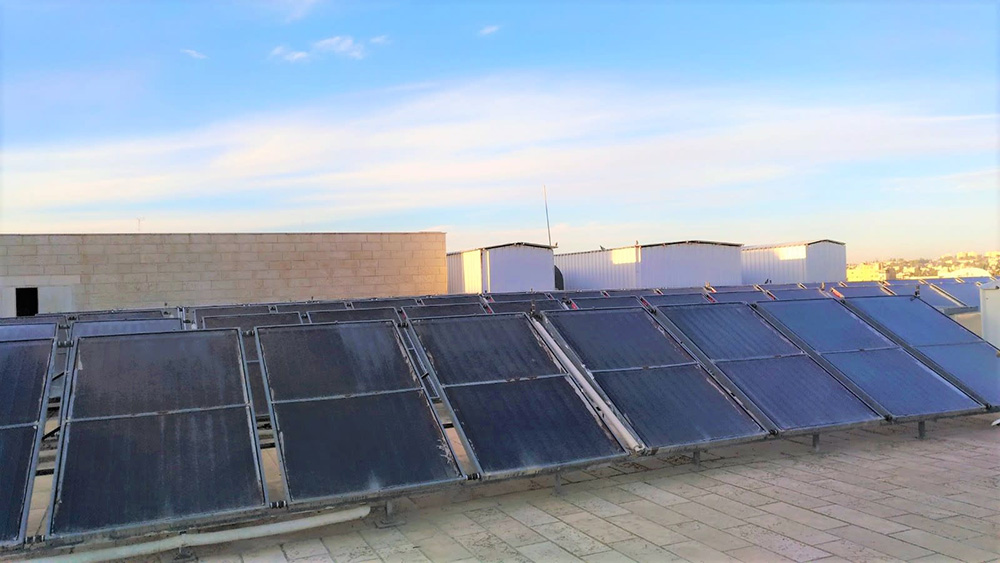 panneau_solaire_amis_creche_bethleem